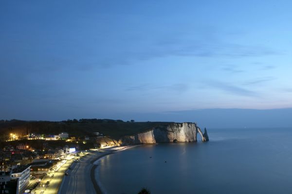 etretat017014A87F3-73F7-23F8-A167-1B0DD8CD4C1F.jpg